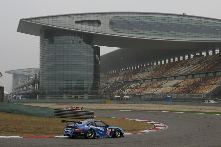  Porsche 911 GT3 RSR 2012 года  (фото 290 из 429)